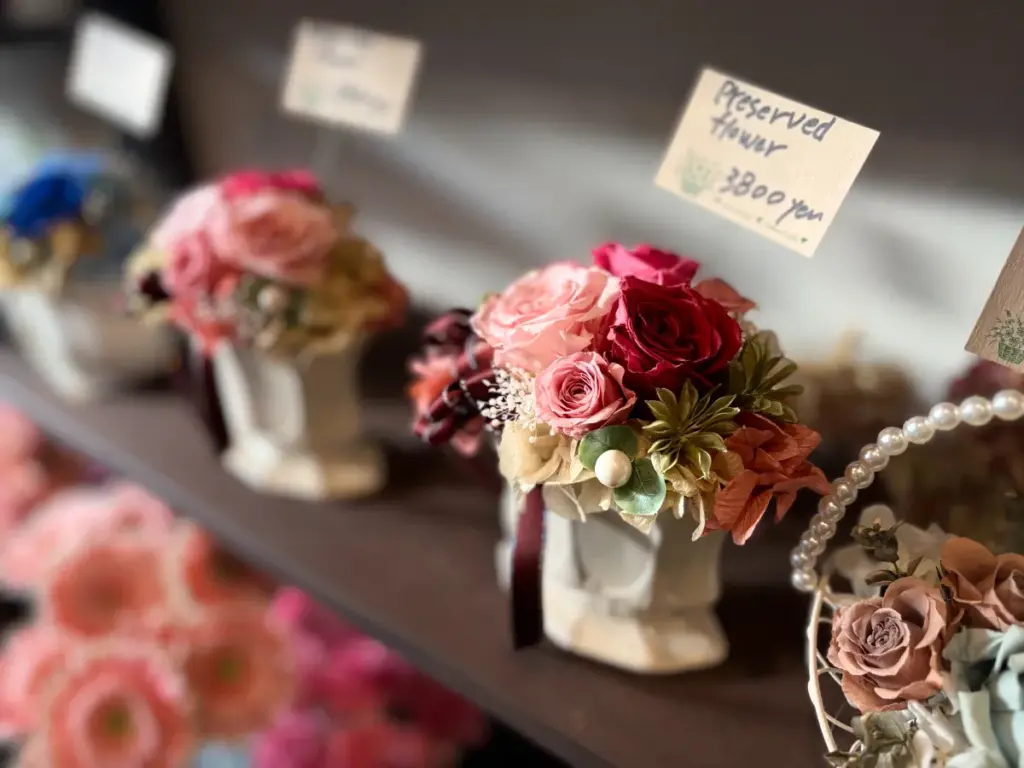 「サンクキャトル」のギフトにぴったりのアレンジ