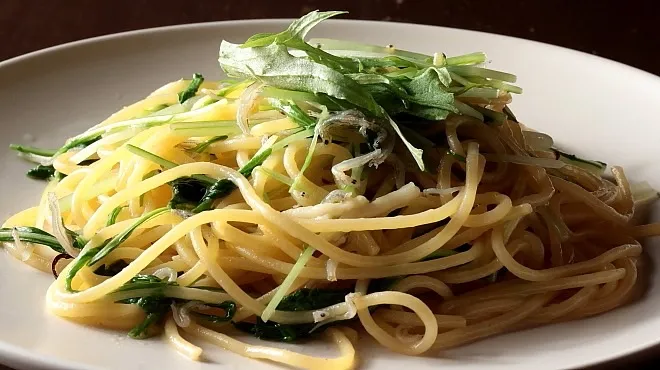 APO食堂　シラスピザ