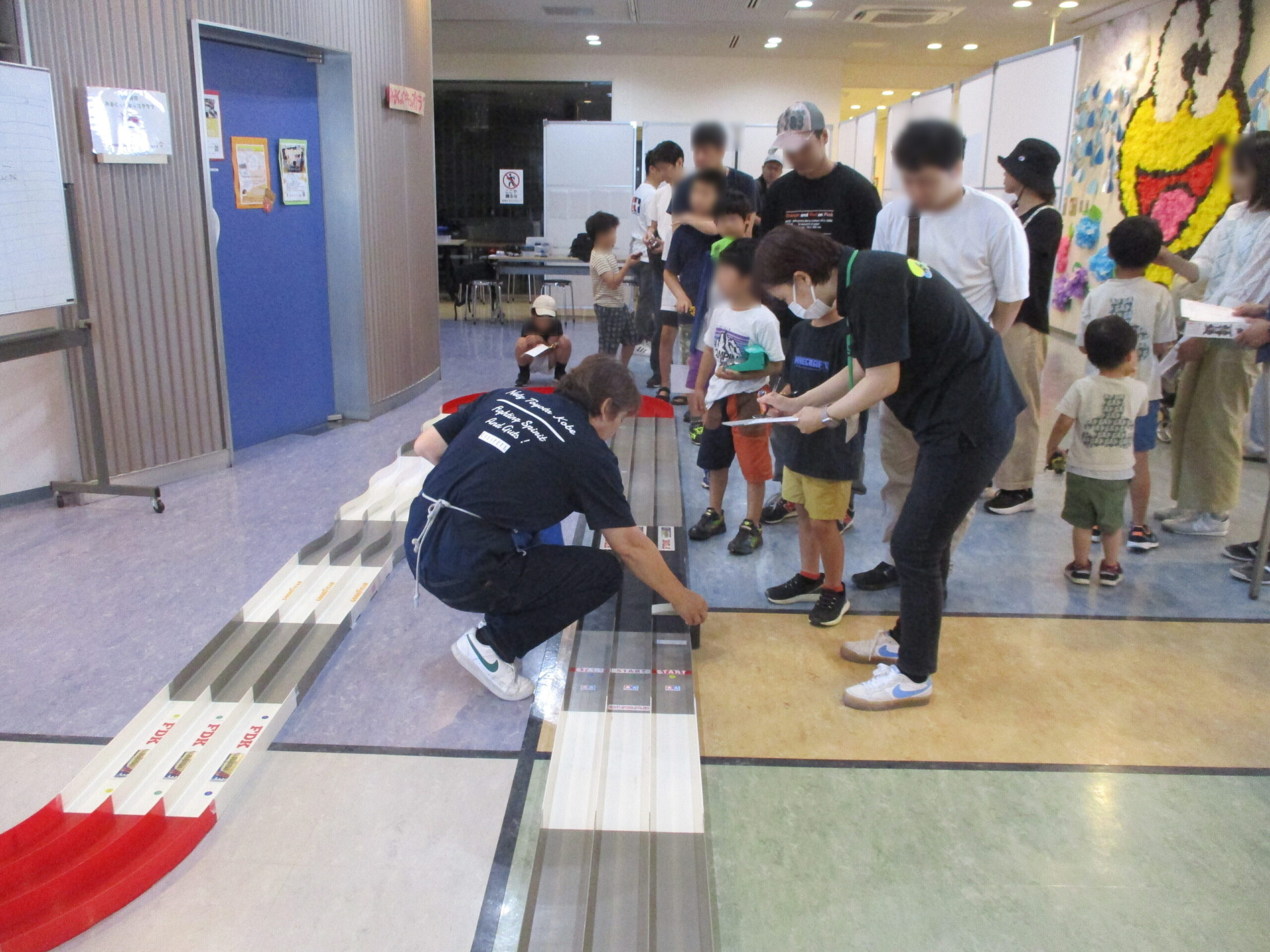 ミニ四駆ファンの注目の的！　12月13日（土）にはピピアめふ1の4階ロビーにてミニ四駆タイムアタック＆ミニ四駆お困り相談会