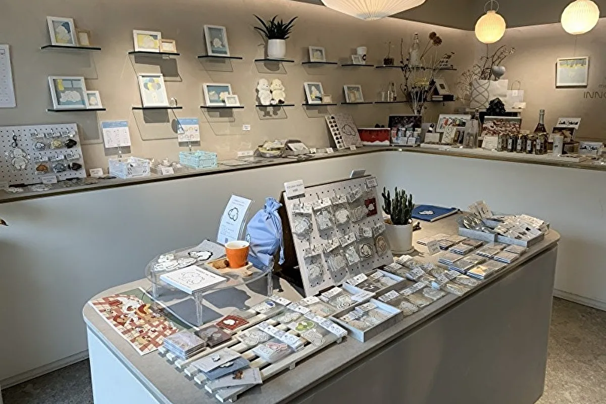 灘区曽和町「meets chocolate INNOCENTURE」犬の『トム』で人気！テペソ展レポート