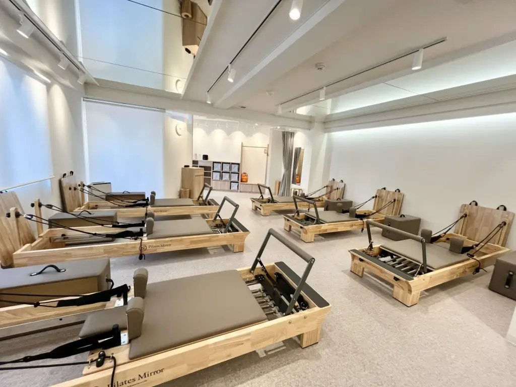 Pilates Mirror店内