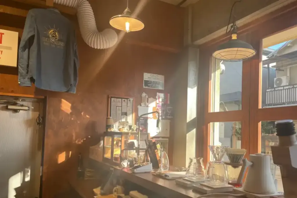 穏やかな日差しが射し込み、ゆったりとした空気が心地良く流れていきます