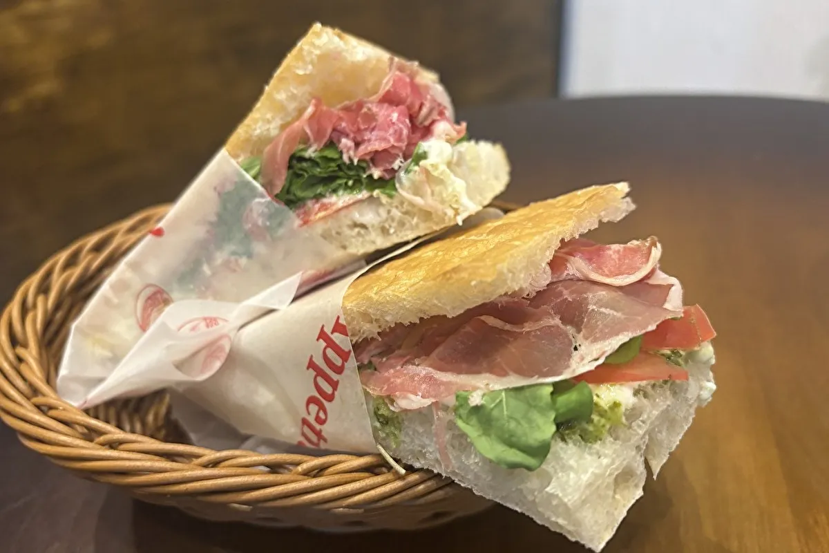 11/14（金）にリフレッシュオープンした東灘・森南町の「Anello Panini KOBE」に行ってきました！