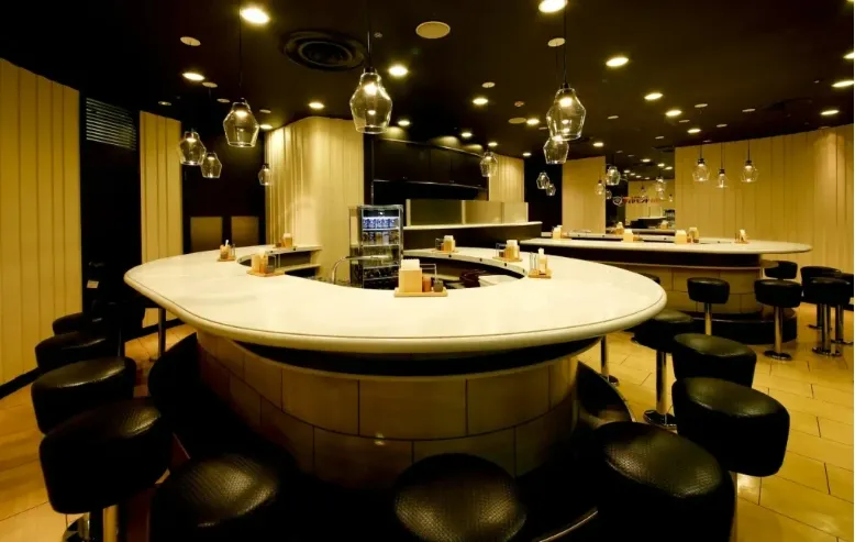 ダイヤモンドカリー 内観