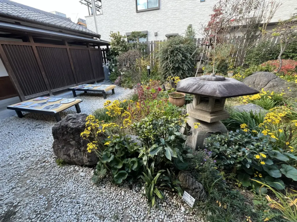 神足ふれあい町家　庭