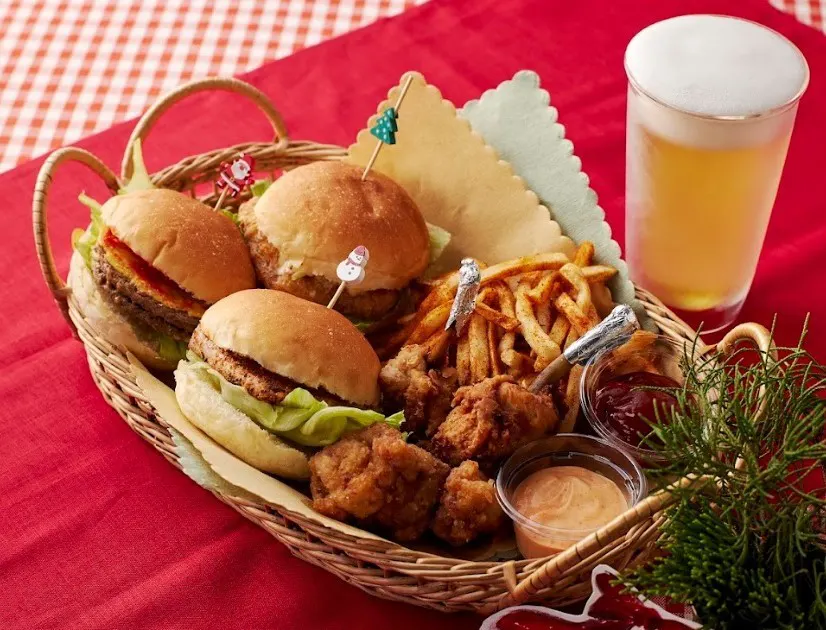 パイオニアサルーン