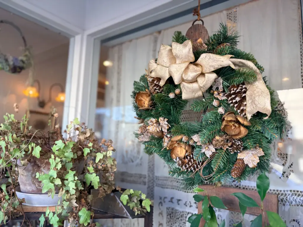 「アンティークハンナ」のリース