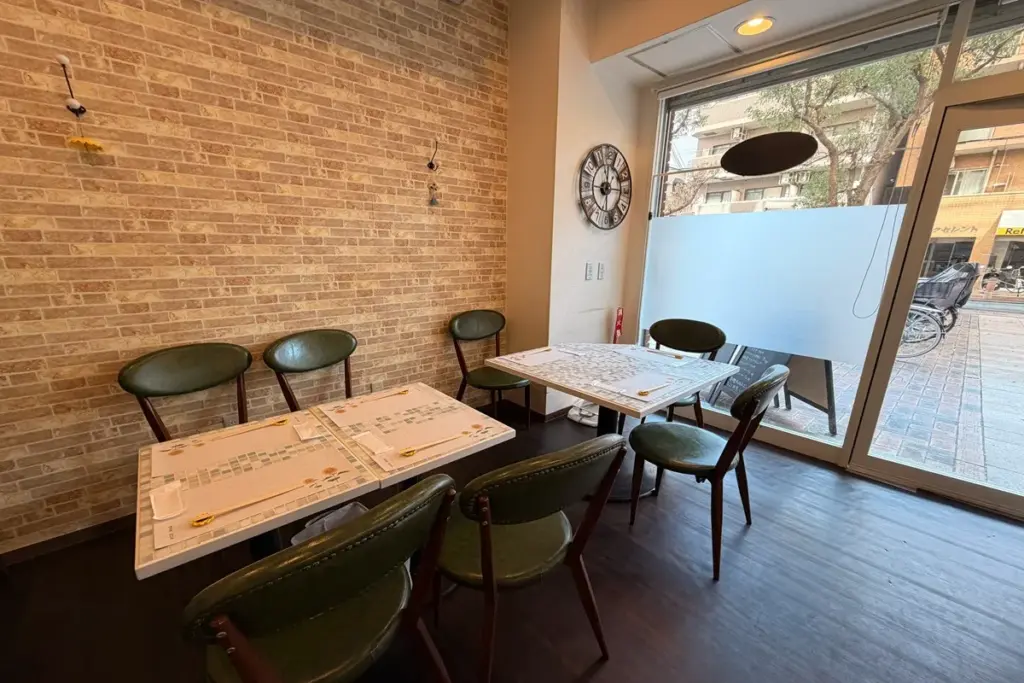 「向日葵」店内写真