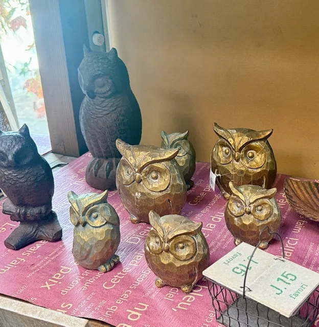 フクロウの置物