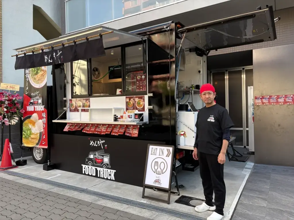 めんきや新大阪店店長さん