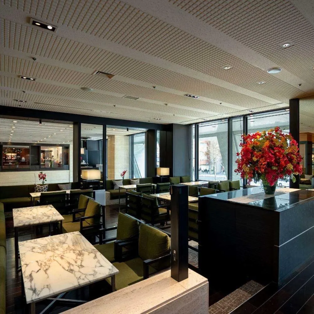 ロビーラウンジ日航大阪内観