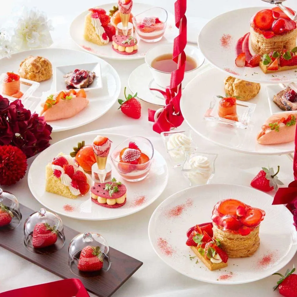 ロビーラウンジ日航大阪のいちごアフタヌーンティ