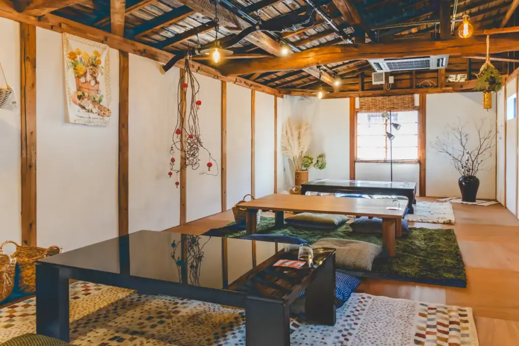 vege&fruit 梟　２階