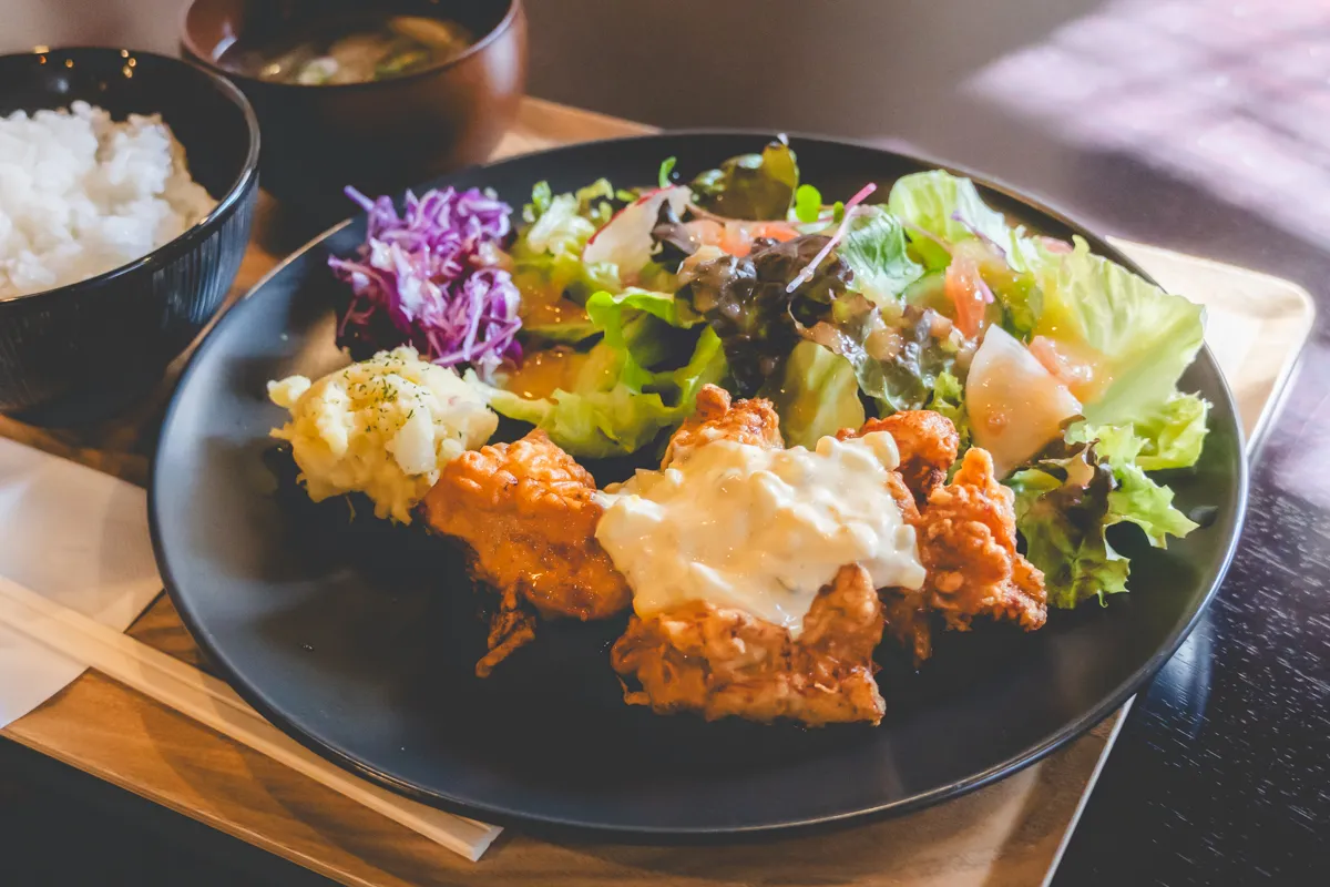 豊中市｜ポン太青果のカフェ「vege&fruit 梟」ランチ