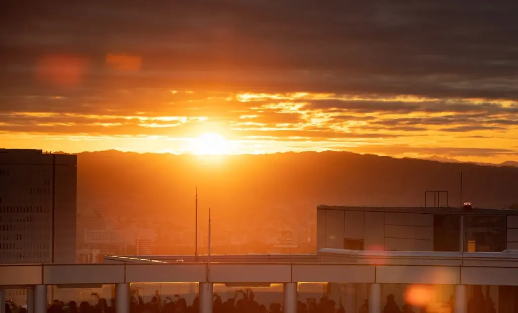 梅田スカイビル 販売12月12日