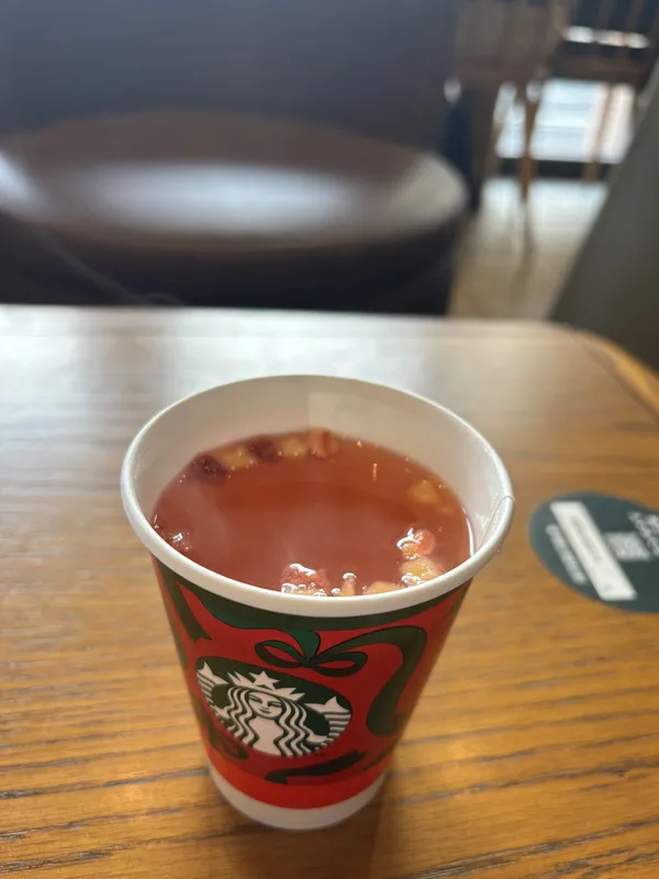 「STARBUCKS COFFEE 摂津本山岡本ビル店」の「ホットアップルサイダー」