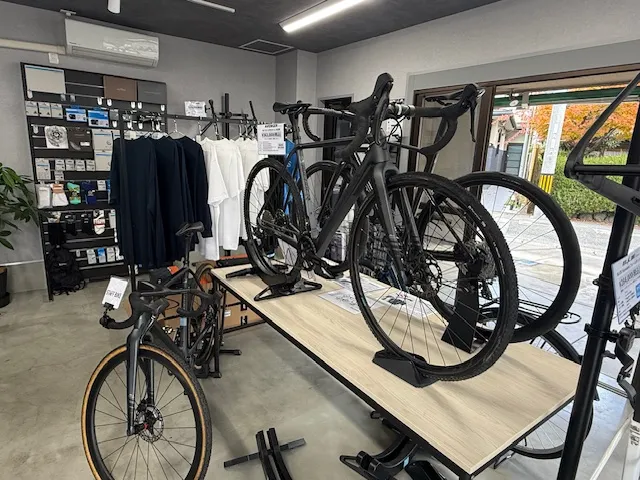 サミットサイクルの自転車