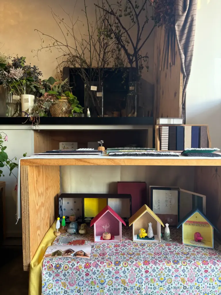 カルトナージュの入れ物