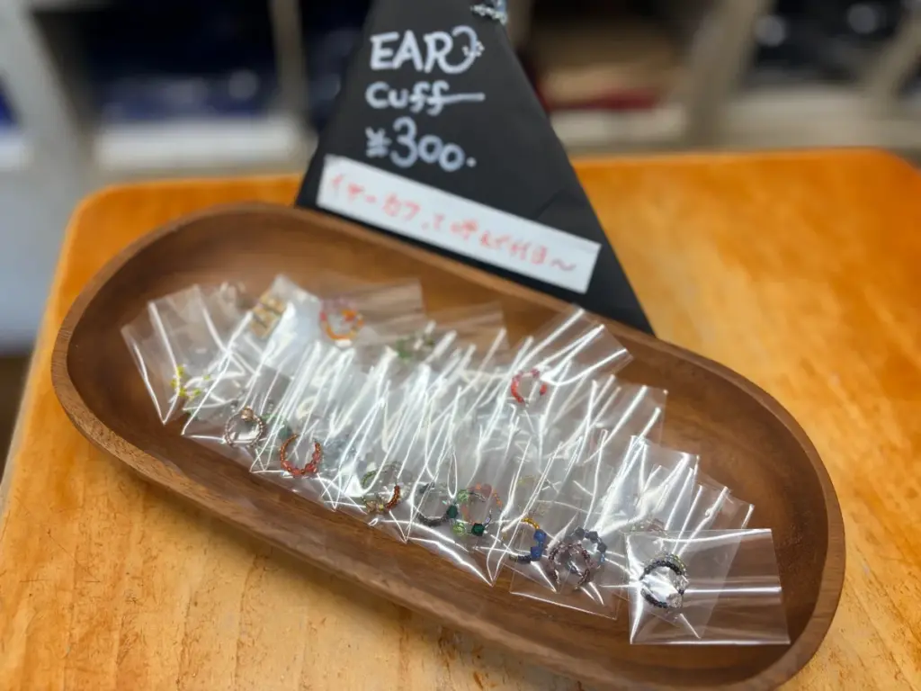 「YANAGIYA」のイヤーカフ