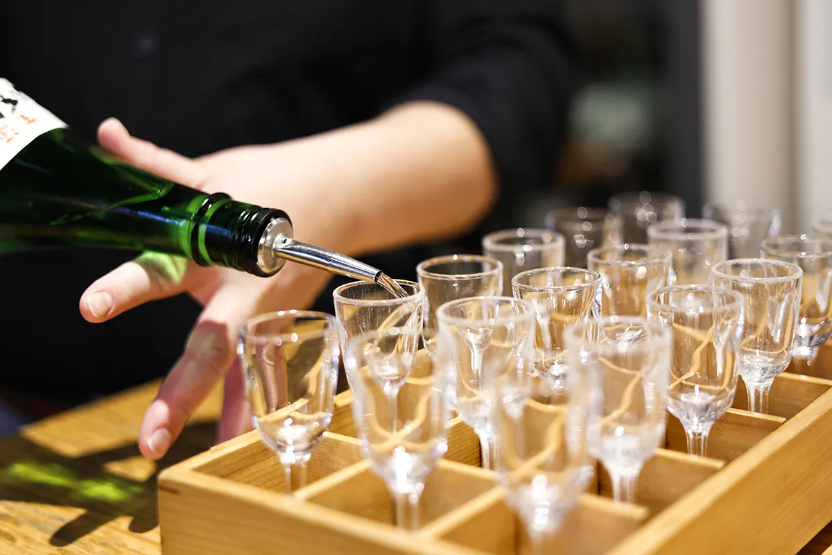 京都伏見の日本酒とスイーツ。名水の地でおすすめの観光コース。