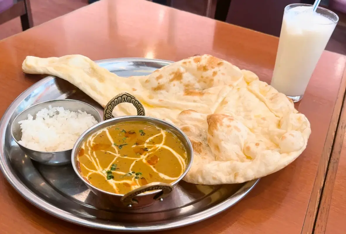 アル・プラザ茨木「タージマハルエベレスト」で満足度高めのインドカレーランチ