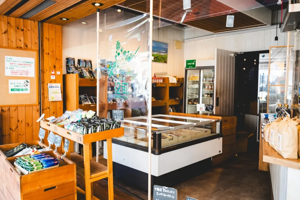 北海道12旬　店内