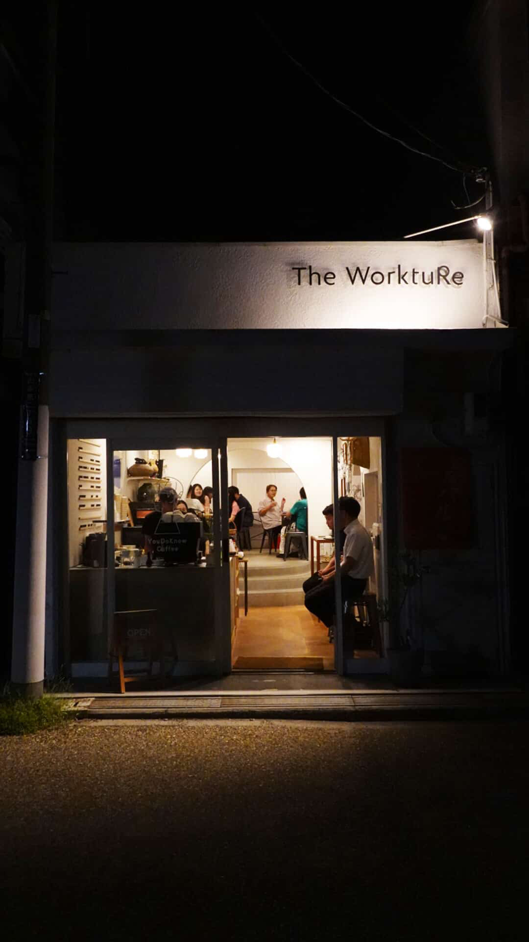 宝塚・山本の「YouDoKnow Coffee」。金・土のお楽しみ。22時まで夜カフェやってます。