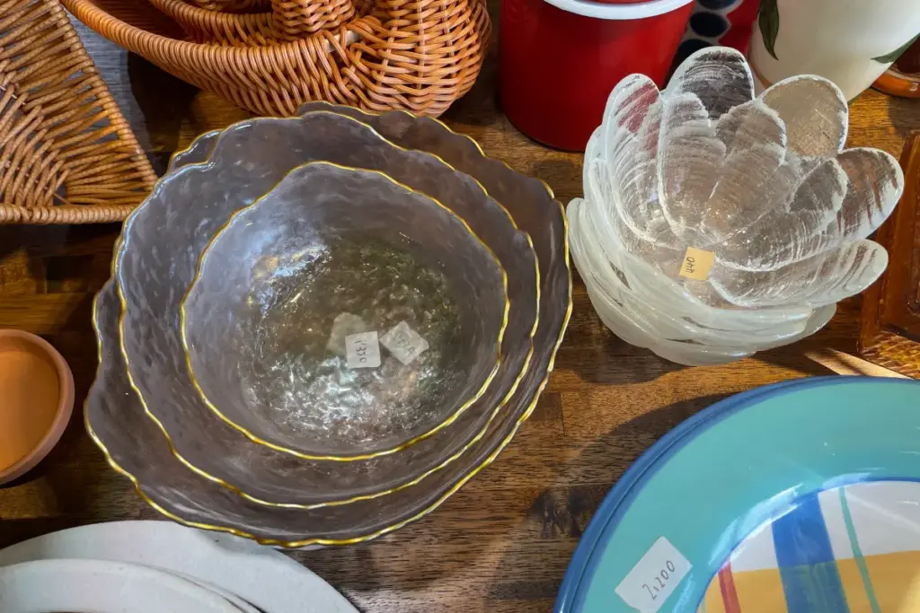 美しいガラスのお皿