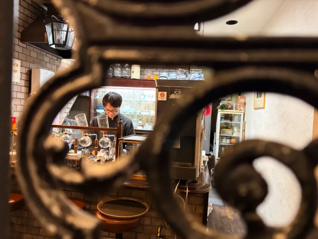 「珈琲屋コロンビア」の山口さん