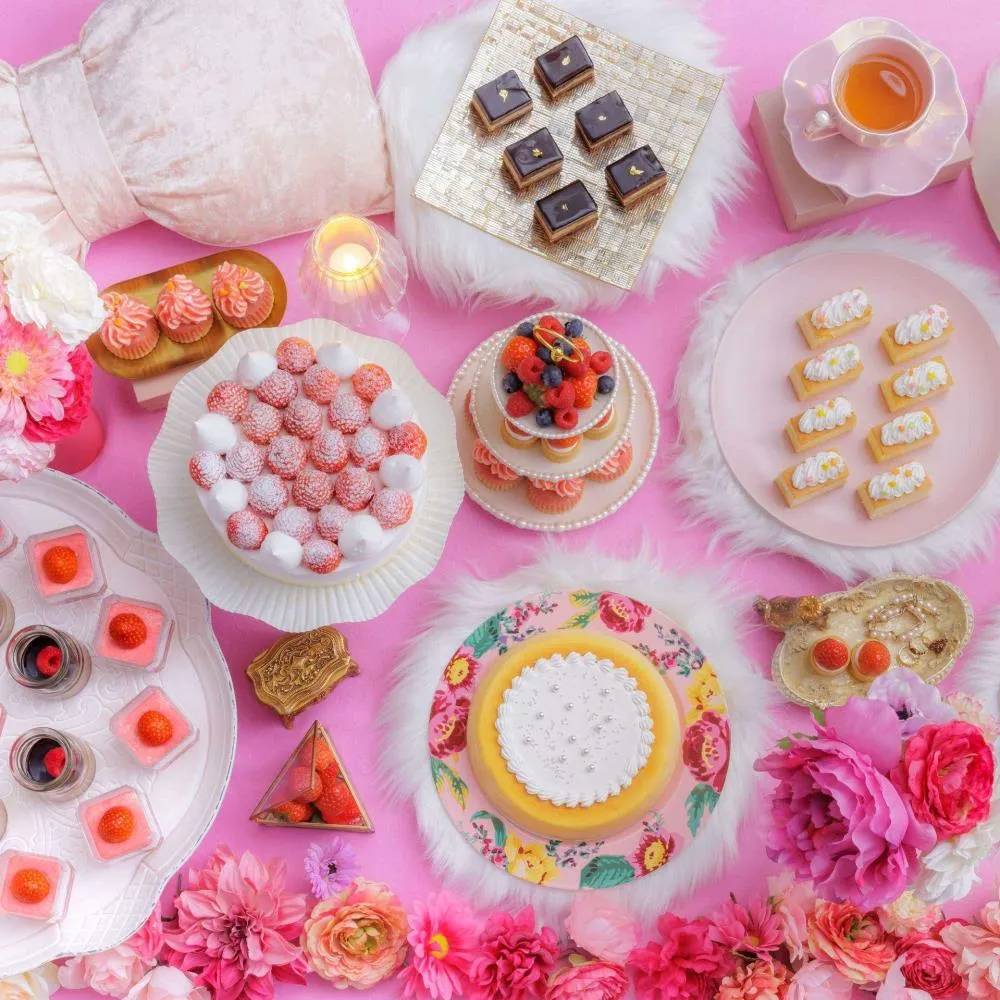 ティー&カクテルSATSUKI LOUNGE ストロベリービュッフェ