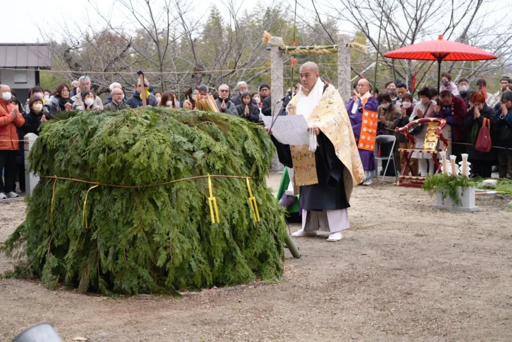 安岡寺、柴燈大護摩供、お坊さん