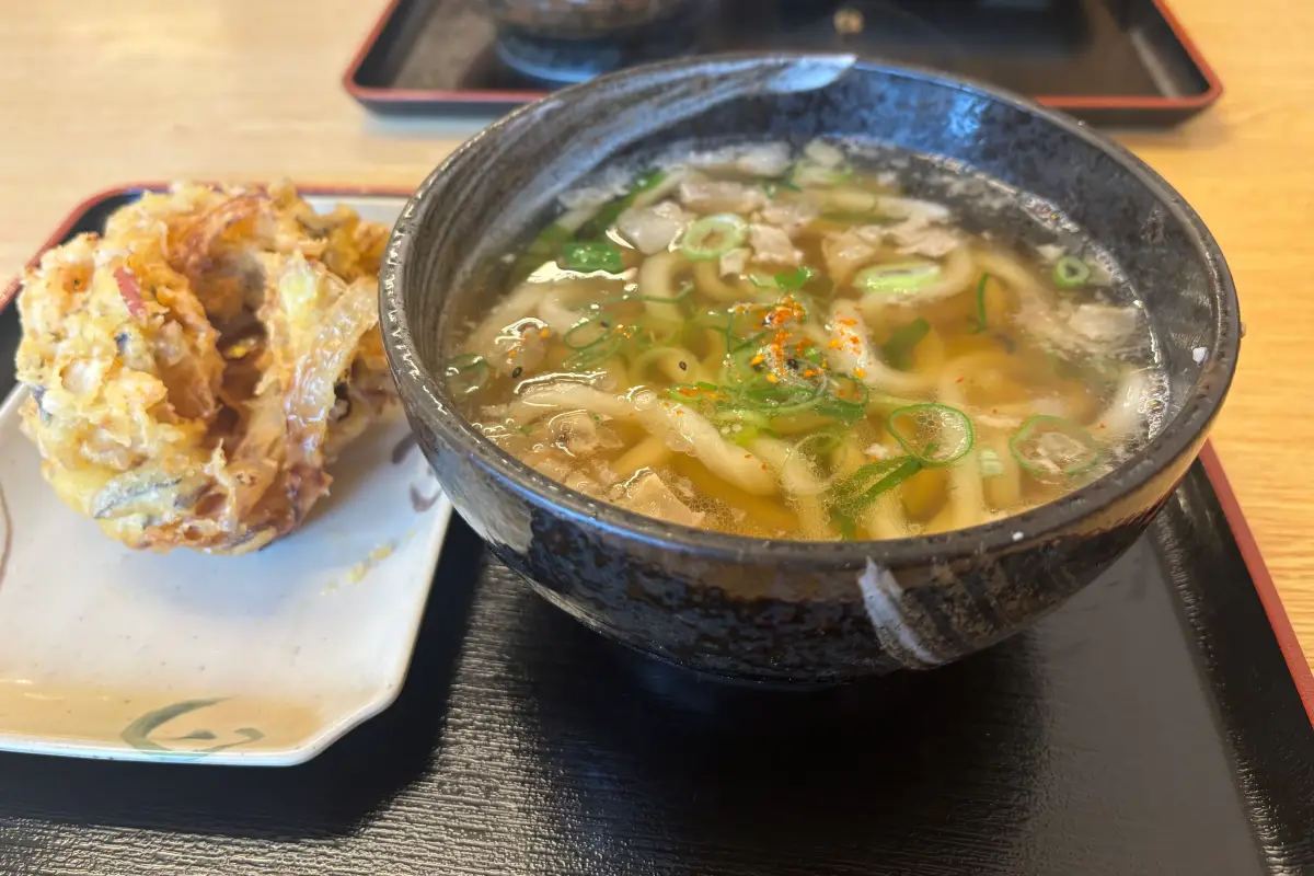 甲南山手「讃岐うどん 番のや」のうどんは、喉越しつるり！