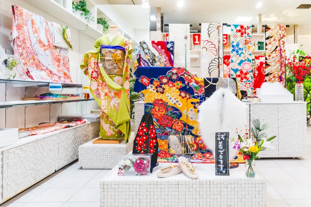 呉服西尾　試着