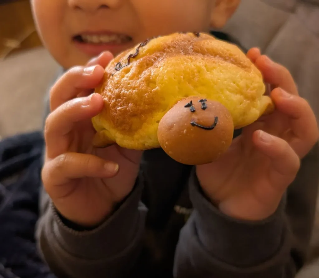 池田市はらぺこサンちゃんメロンパン