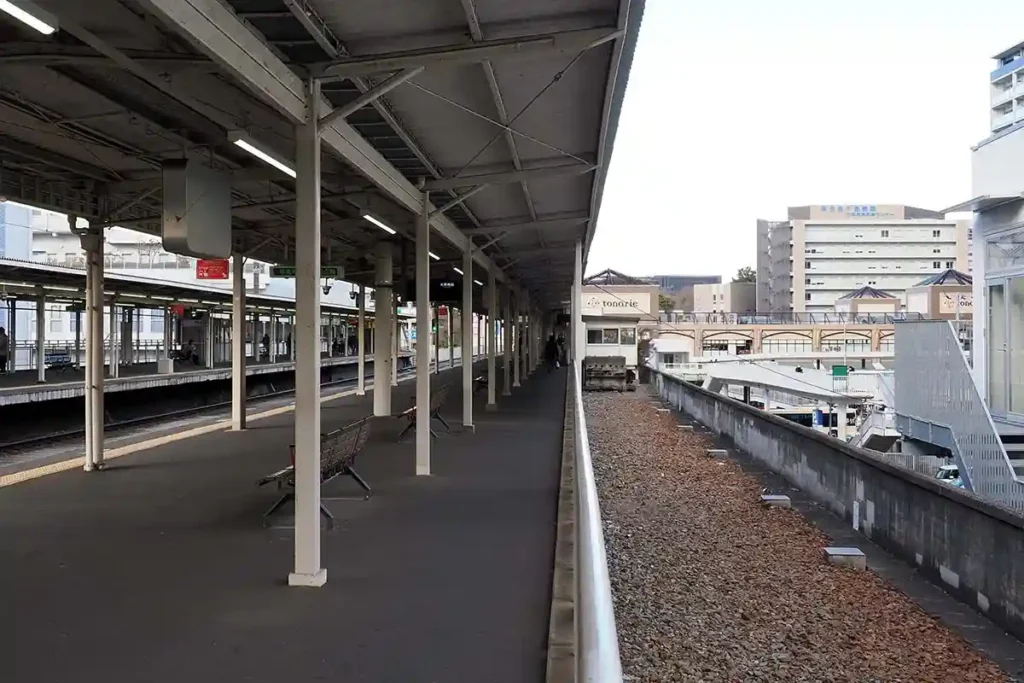 関西のいま、むかし 第3回 南千里駅下りホーム