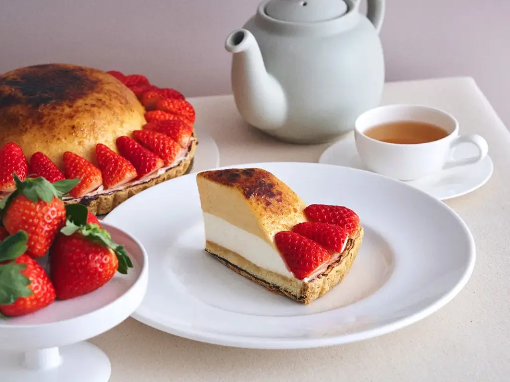 ビブリオテーク　いちごフェア