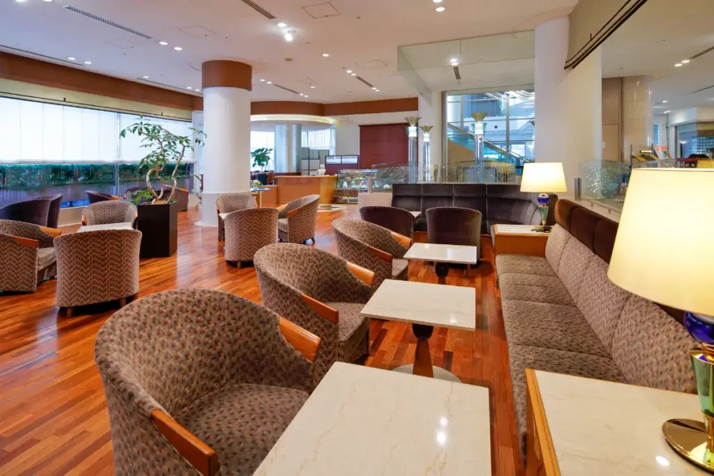 「都ホテル 尼崎」のロビーラウンジ