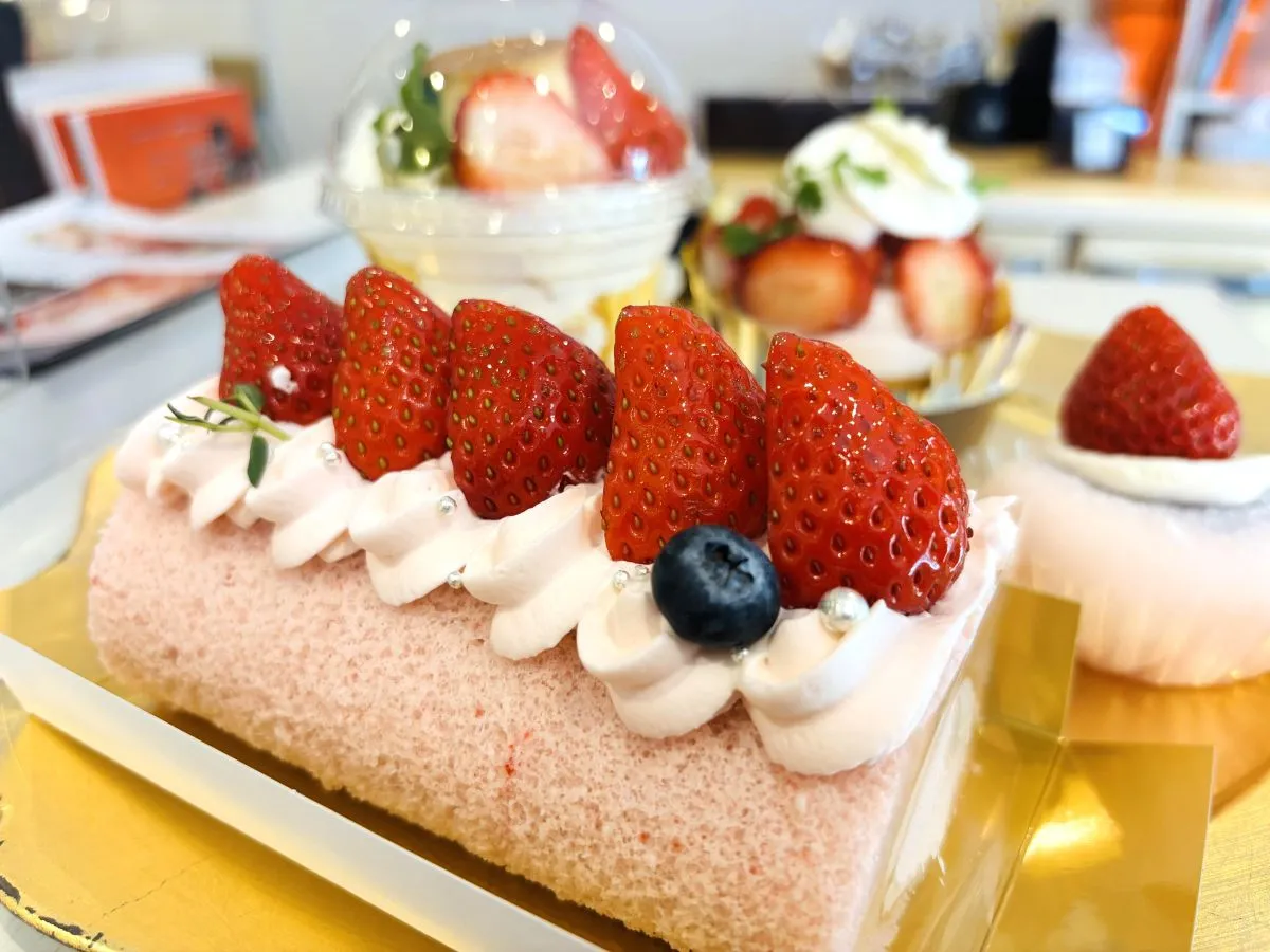 箕面 船場｜「堂島ロール」でお馴染み「モンシェール」のファクトリーショップ（工場直売所）を徹底解説