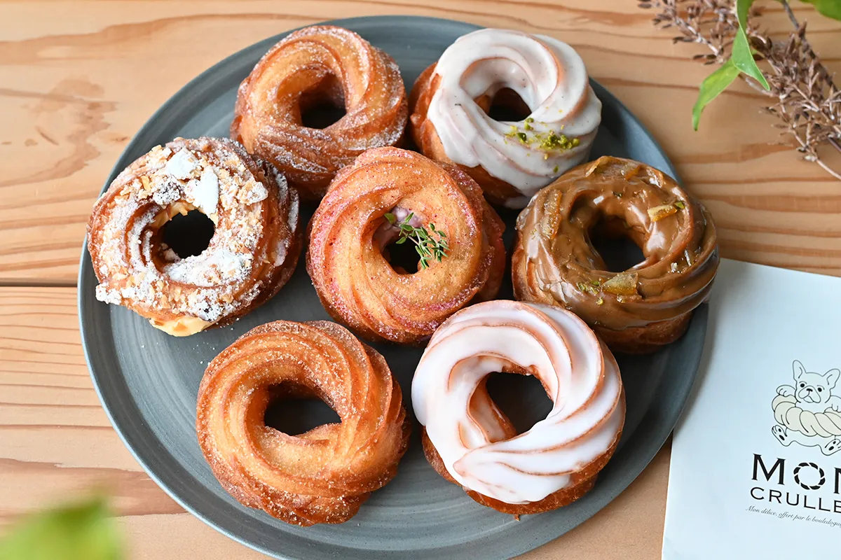 大阪・北新地にフレンチクルーラー専門店『MON CRULLER（モンクルーラー）』がオープン。メニュー詳細やアクセス、おいしさの秘密は？