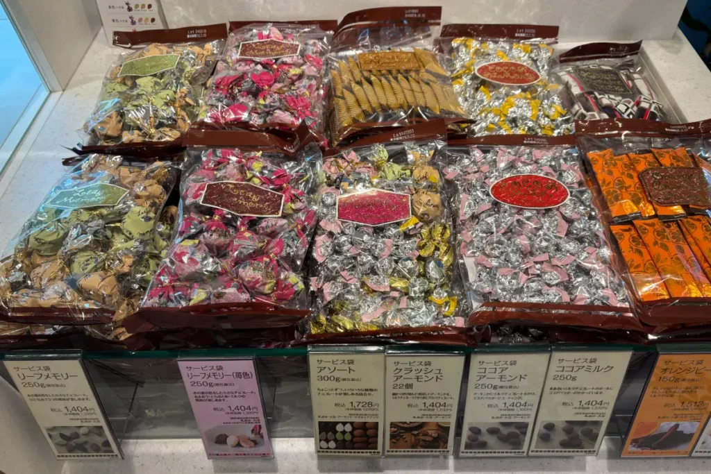 モンロワール店内