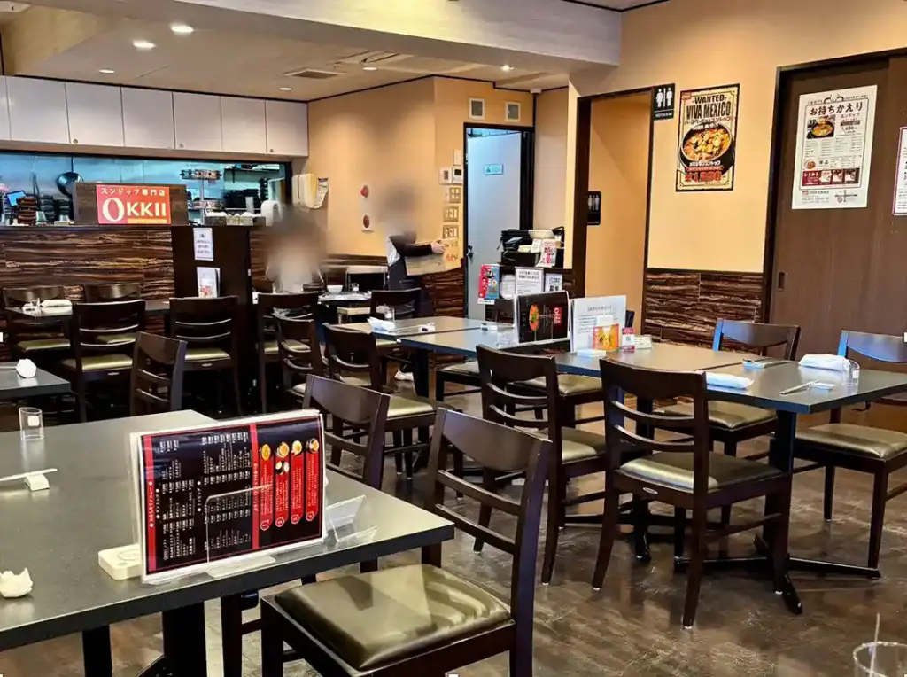 OKKII箕面本店　内観　差し替え