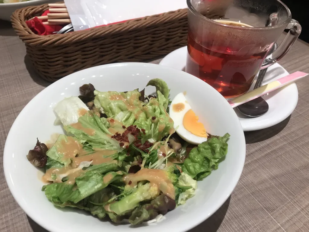 Quattro Napoli（クワトロナポリ） サラダ