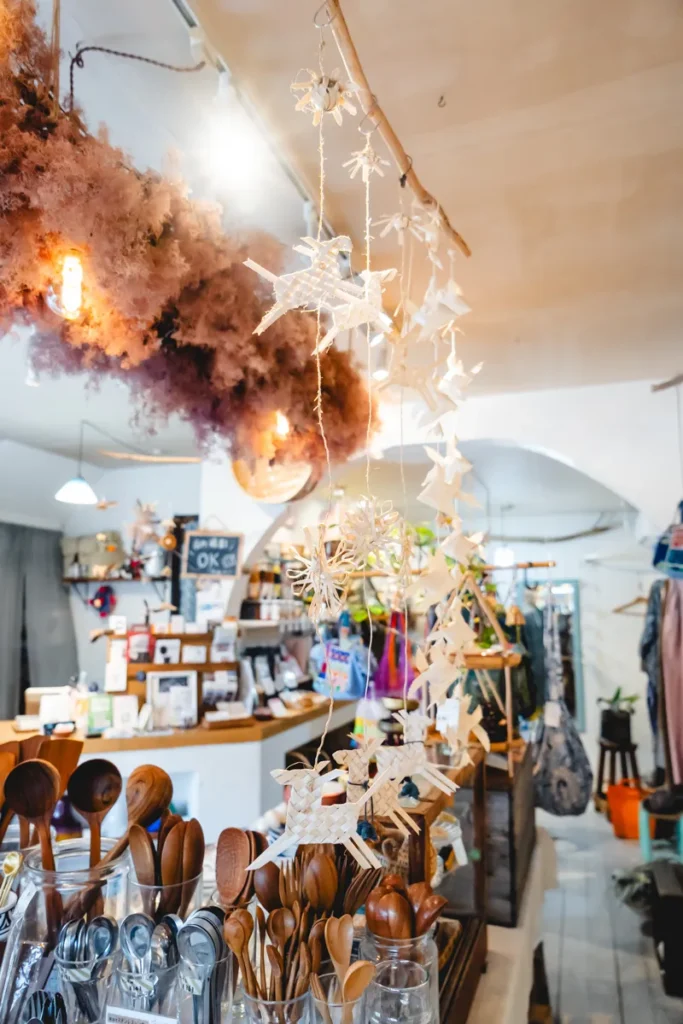 ラフエイジア 店内5