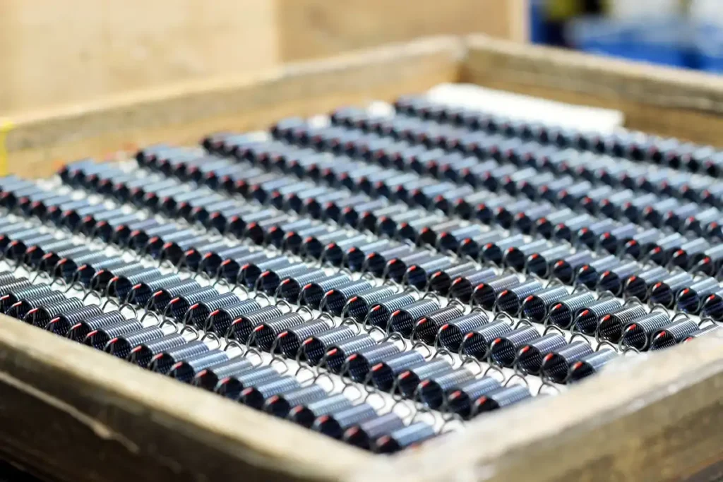 三協精器工業 バネ