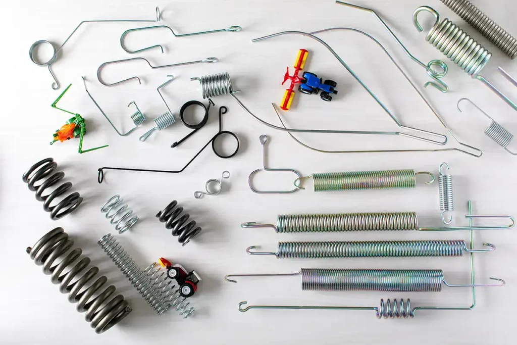 三協精器工業 バネ1