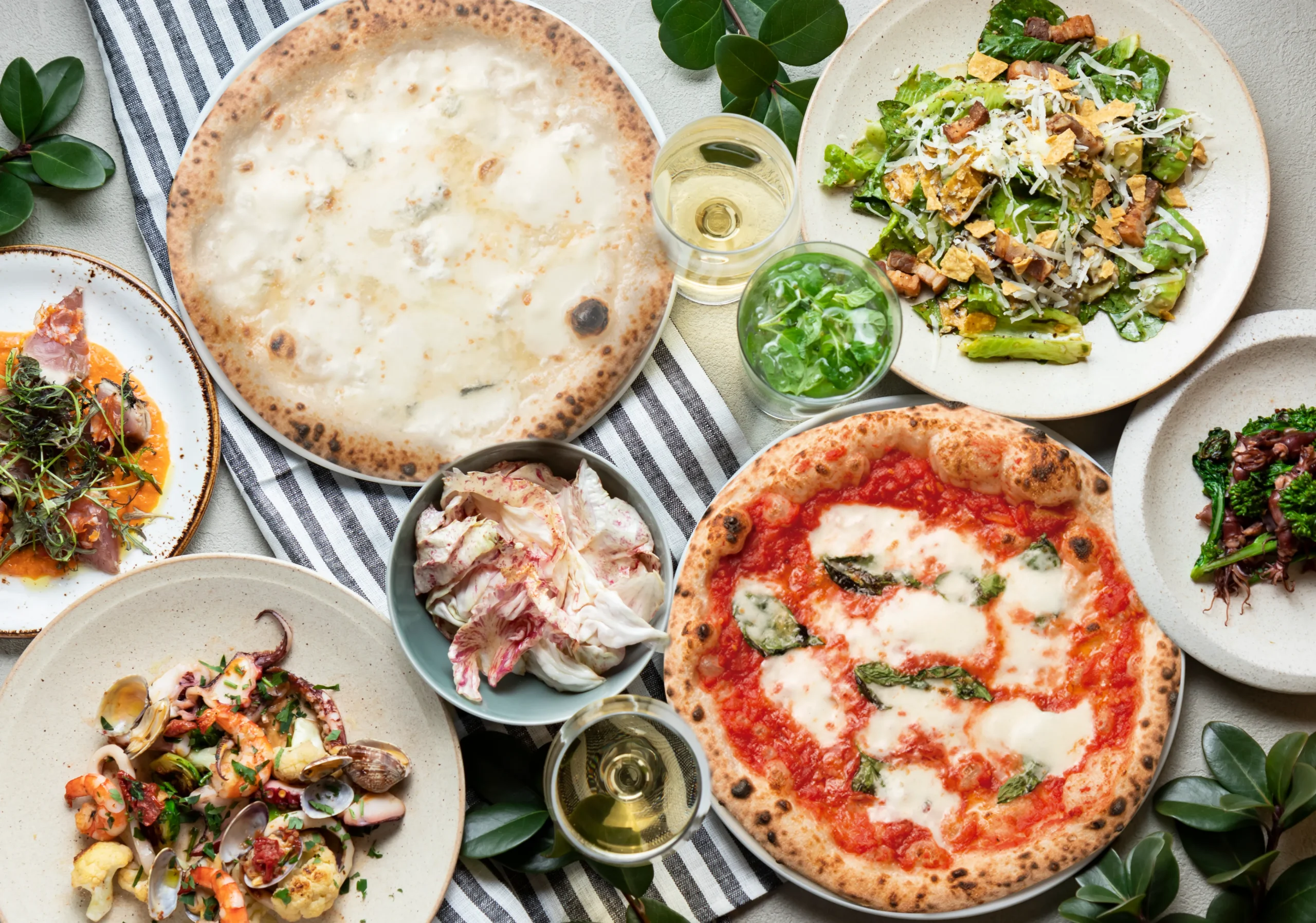 趣あるビストロと開放的なイタリアン｜おススメ！｜安満遺跡公園の2つのレストラン