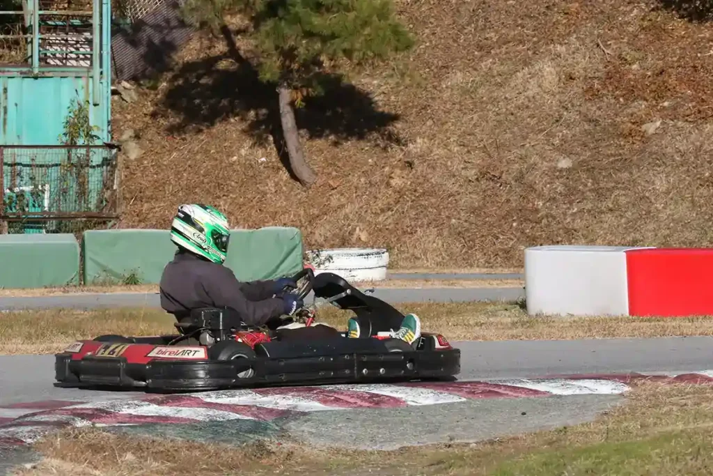 たからづかカートフィールド25