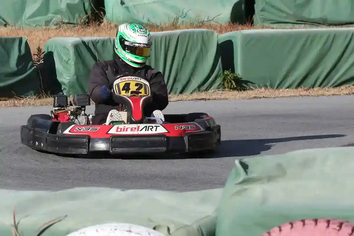 気軽にレーサー気分が味わえる!? たからづかカートフィールドでサーキット走行を体験！