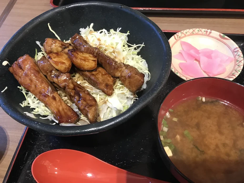 とんとん食堂 トンテキ丼
