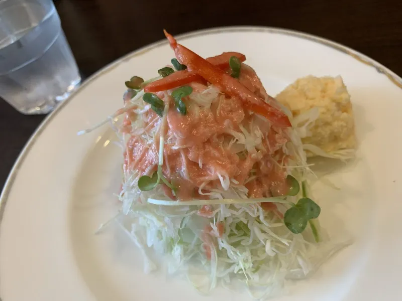 洋食SAEKI　ポークチャップサラダ